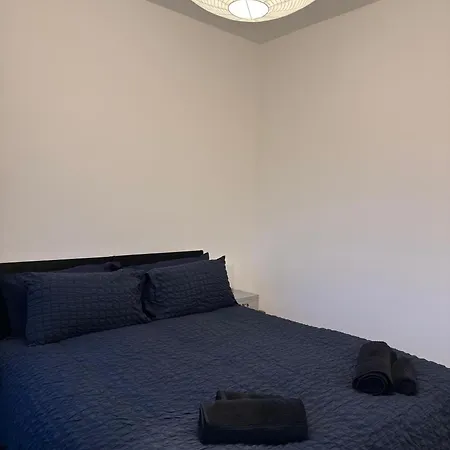 Luxury Penthouse Skyline Views Central Manchester-2